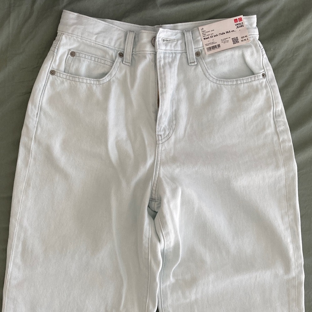 Uniqlo Wide Straight Jeans (23”)